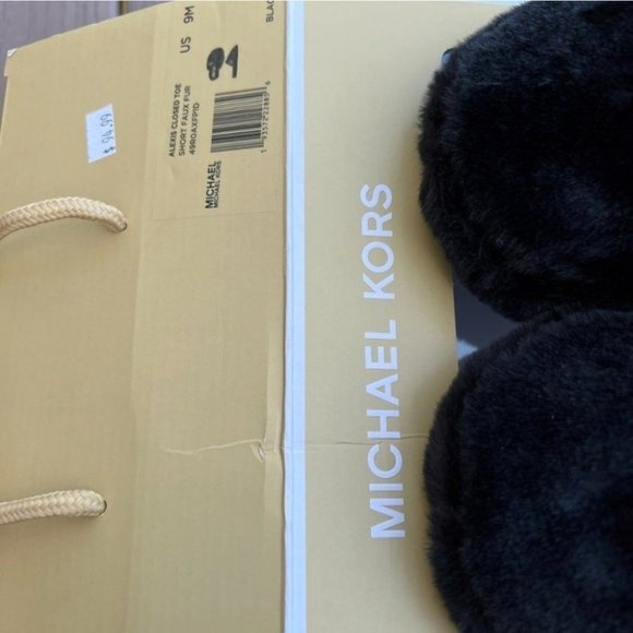 Michael Kors MK Alexis Closed toe Sherpa Slides - Picture 6 of 7